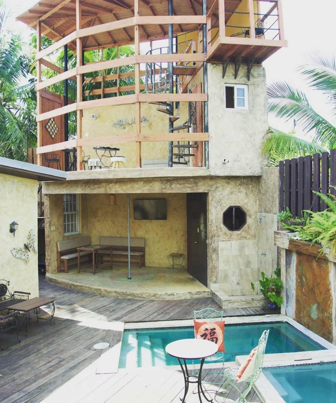 One32 Guest House Kingston Exterior photo